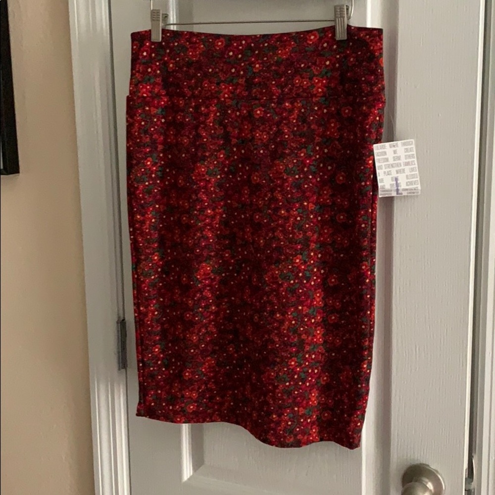 NWT LuLaRoe Cassie Pencil Skirt Large